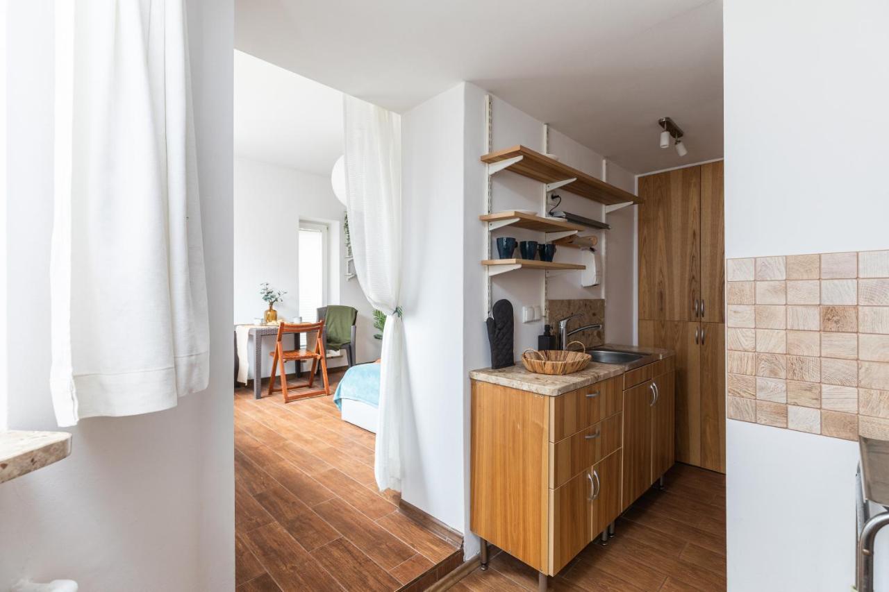 Superapart Cieplarniana 44B Varsovia Exterior foto